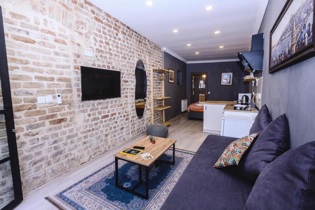 Taksim Apartment | Turan33