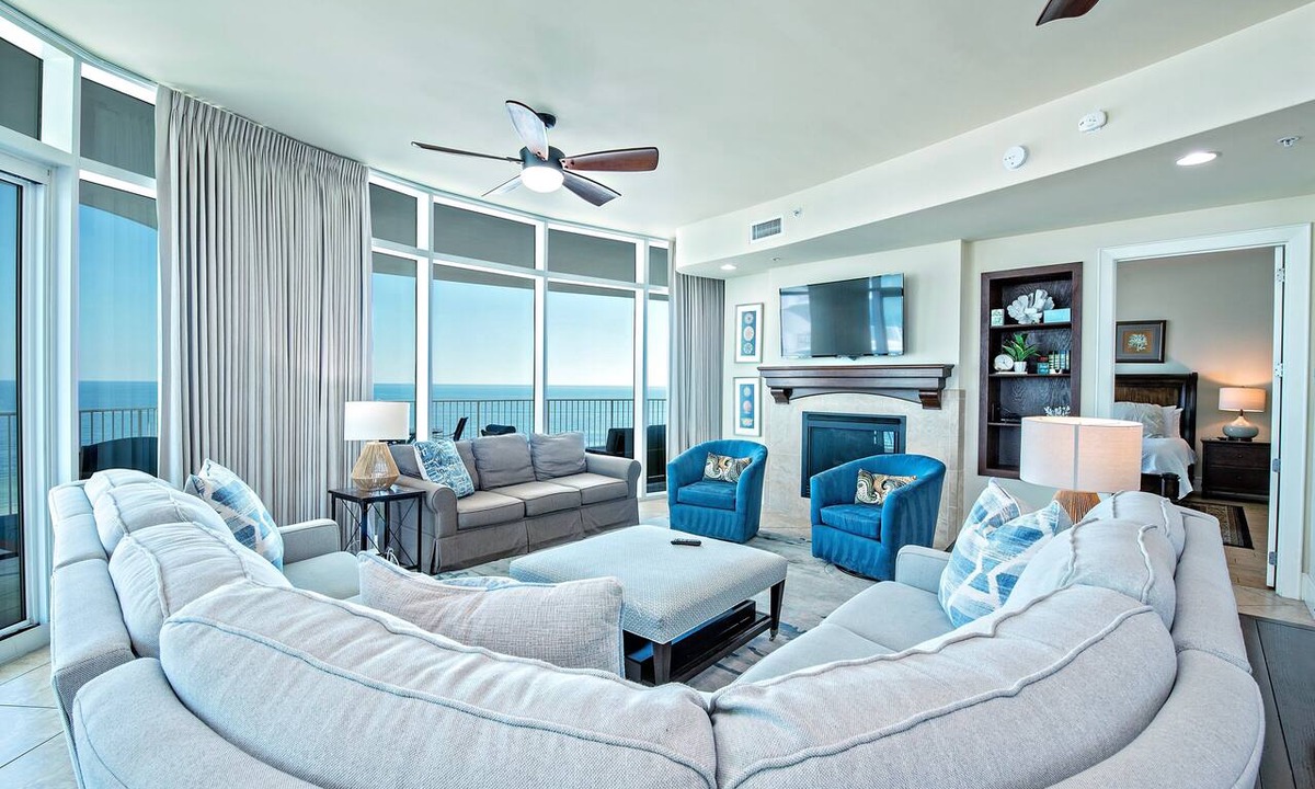 Orange Beach Condo | Turquoise Place 801D 4 bedroom 4.5 bath corner unit with Private hot tub by Prickett Properties