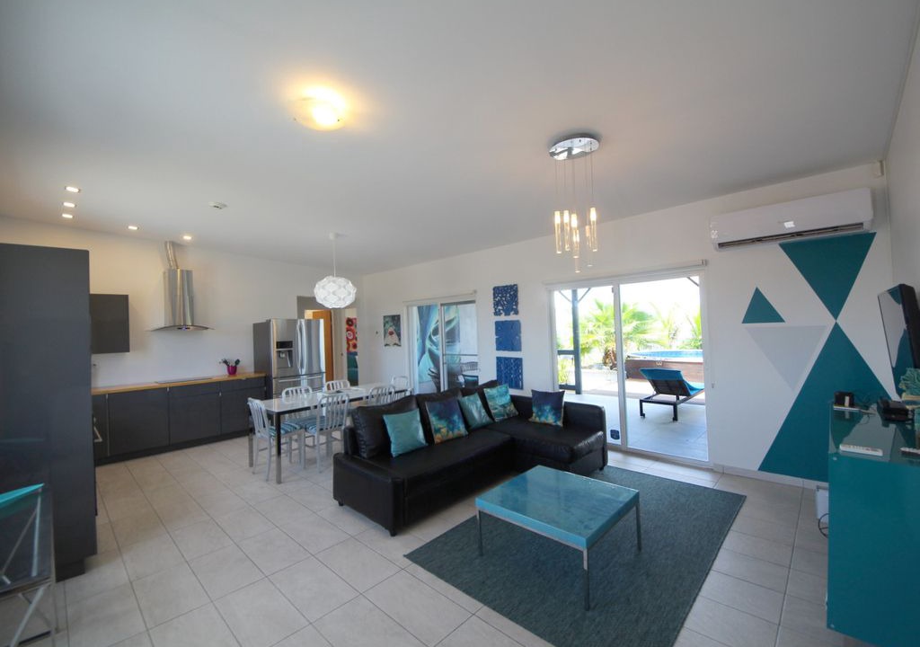 Bushiri Villa | Turquoise Villa - Eagle Beach