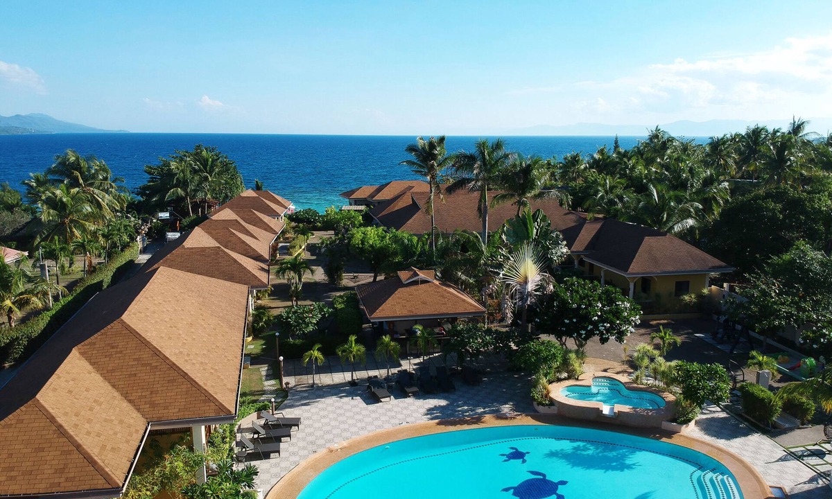 Moalboal Resort | Turtle Bay Dive Resort