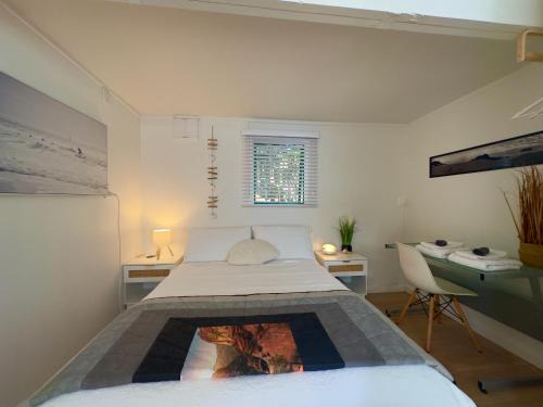 Papamoa Beach House | Turtle Cabin