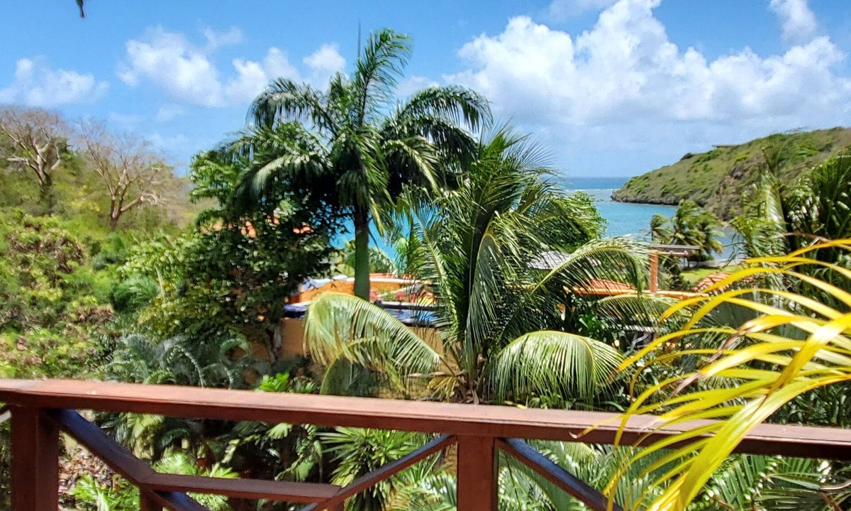 Lance aux Epines Villa | Turtleback Pavilion