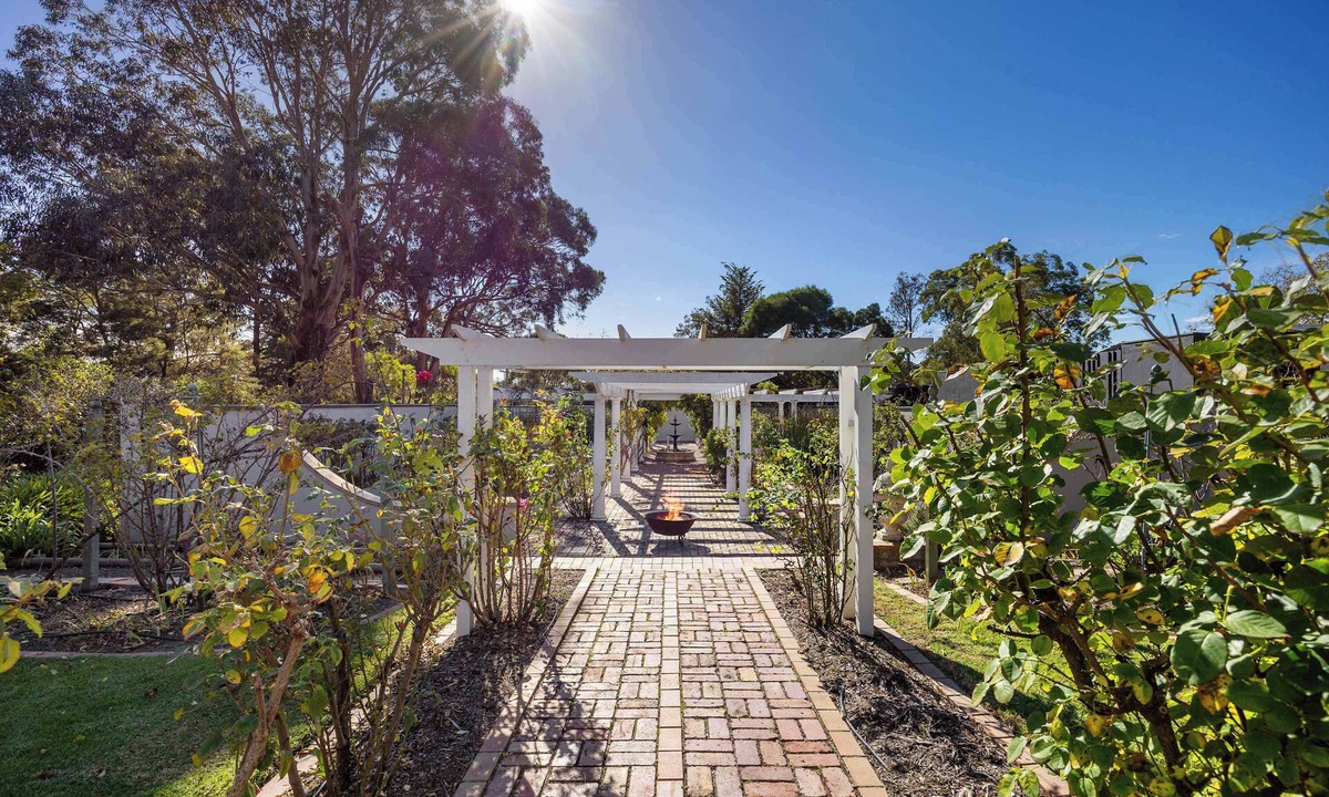 Merricks Beach House | Tusmore - Direct Beach Access, Pool, Spa, Gardens