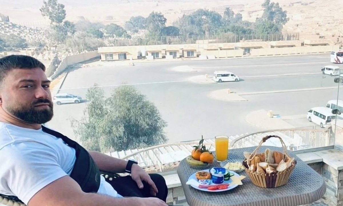 Giza Hostel | Tut & Pyramids View