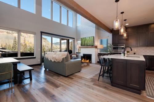 Purgatory House | Twilight - 168 Travertine