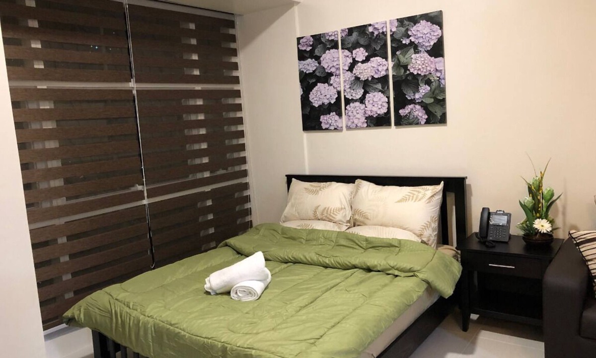 Wack-Wack Greenhills Condo | Twin Oaks Place, Cozy Studio Unit across EDSA Shangrila