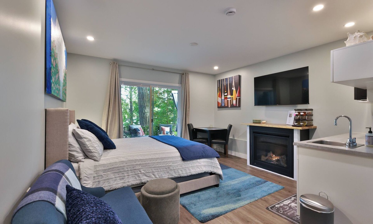 Langford House | Twin Pines