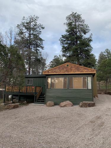 Ruidoso House | Twin Pines Casita - Big Yard, View, Porch, Hot Tub, & Charm