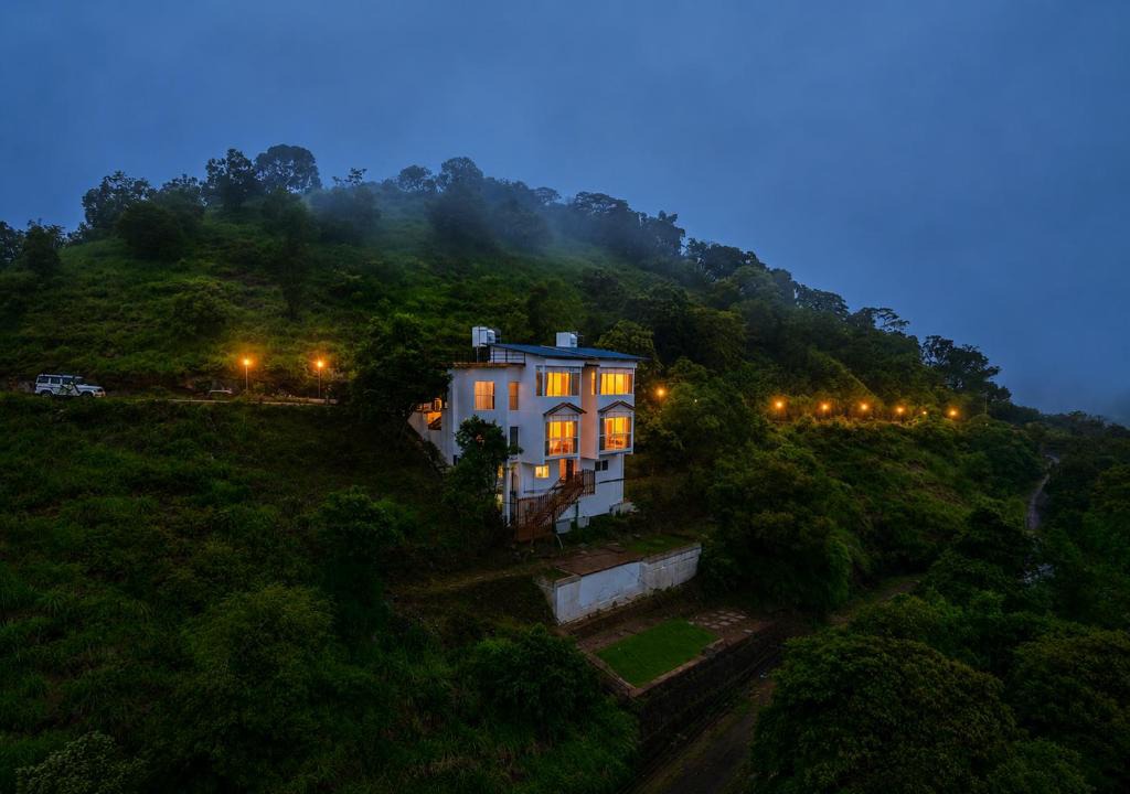 Elappara Bed & Breakfast | Twinridge Heights Vagamon by VOYE HOMES