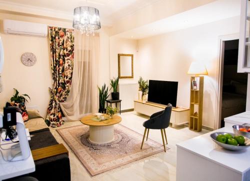 Serres Apartment | Twins