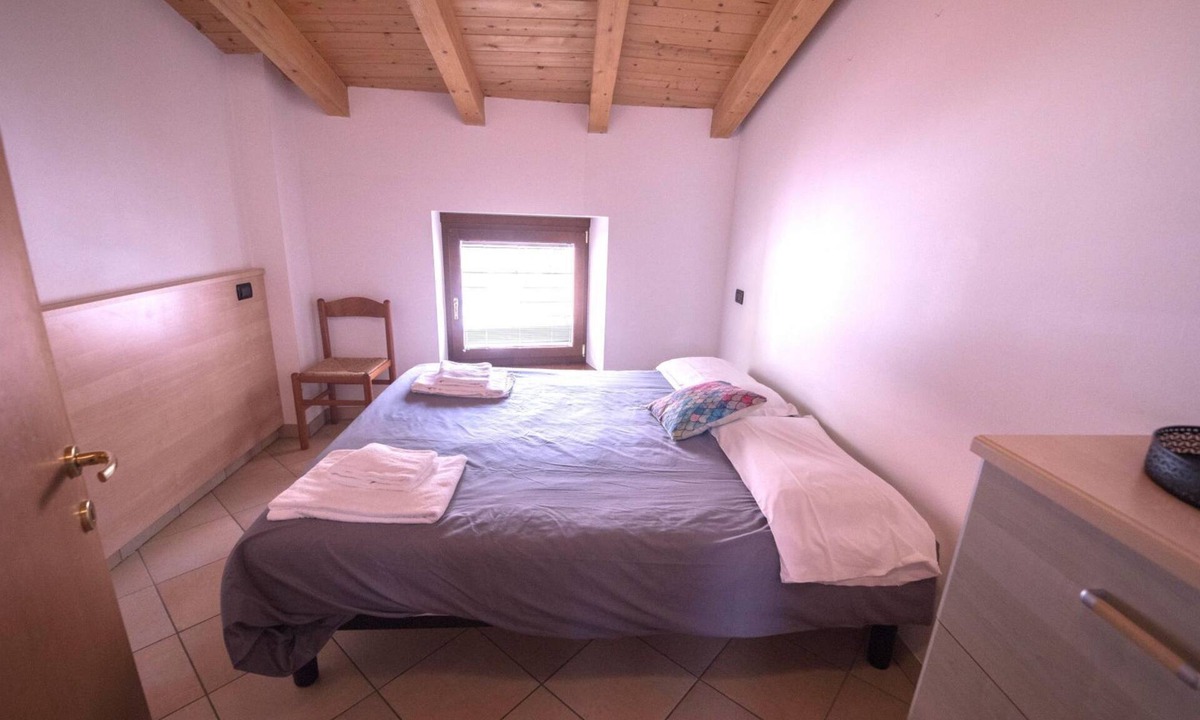 Arco House | Two-Bedroom Apartment