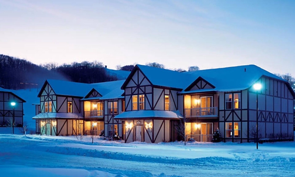 Boyne Falls Resort | Two Bedroom Condo, Boyne Falls, Michigan 2410001