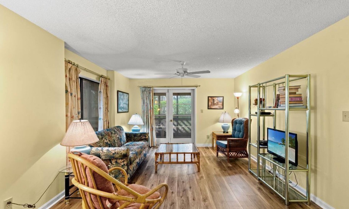 The Dunes Condo | Two Bedroom First Floor Heron Pointe only a short walk to the Beach