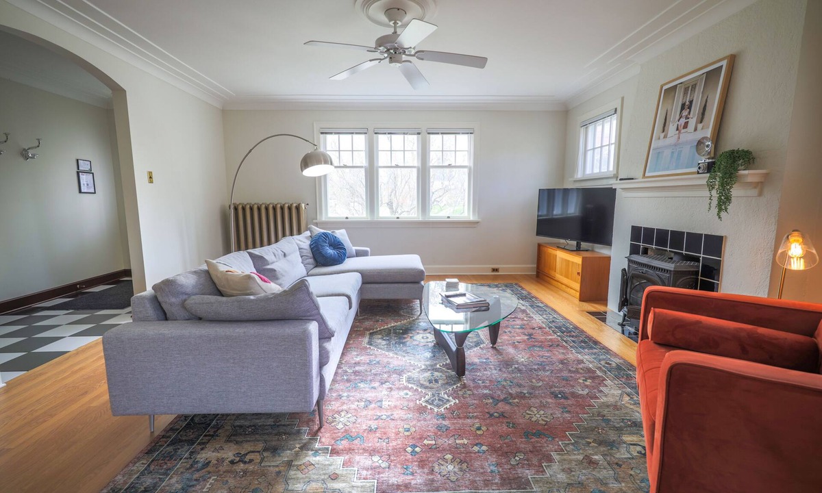 Mission District Condo | Two-Bedroom Inner-City Heritage Home With Contemporary Furnishings and Parking