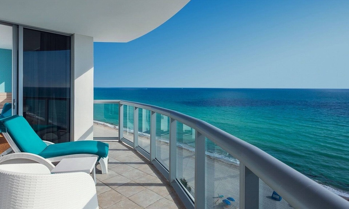 Sunny Isles Beach Apartment | Two Bedroom Oceanfront Apartment