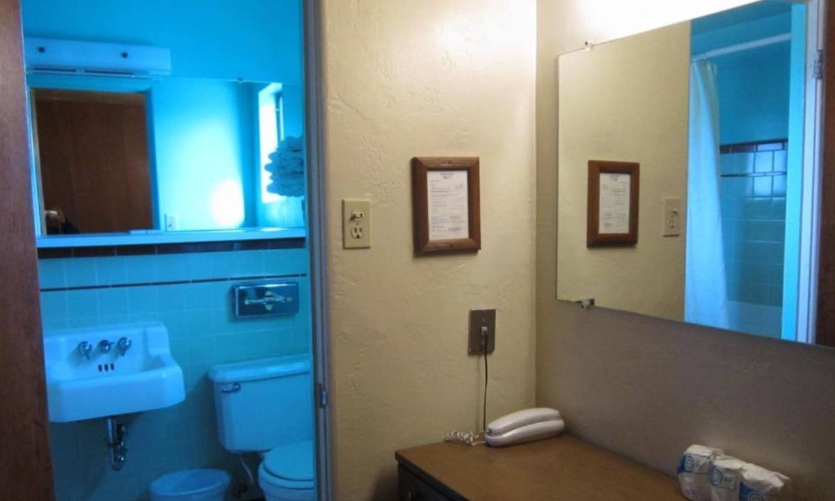 Cortez Apartment | Two Double Beds at Aneth Lodge