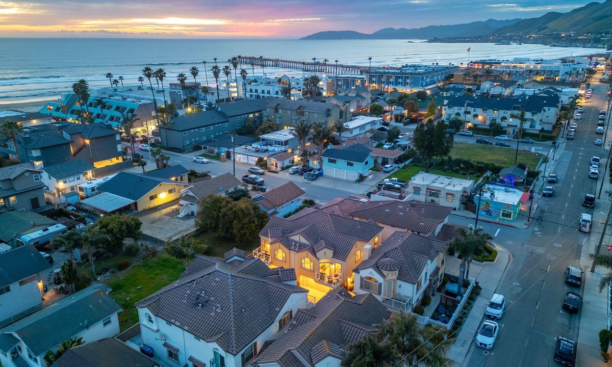 Downtown House | Two Homes! One block to Beach