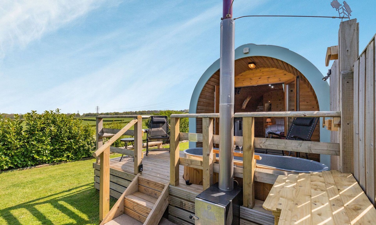 Flint Cottage | Two Hoots