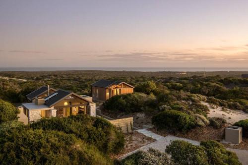 Kleinbaai House | Two Luxury Cabins in Romansbaai Beach & Fynbos Estate - With Inverter