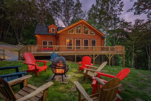 Fairview House | Two Modern Cabins Retreat Near Asheville
