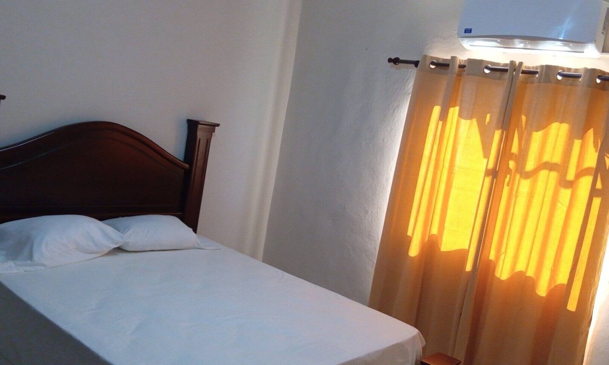 Imbert Apartment | Two Queen Size/AC/Hot Water/Wifi