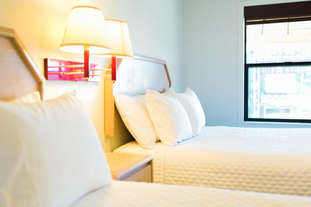 Panguitch Hotel | Two Sunsets Hotel