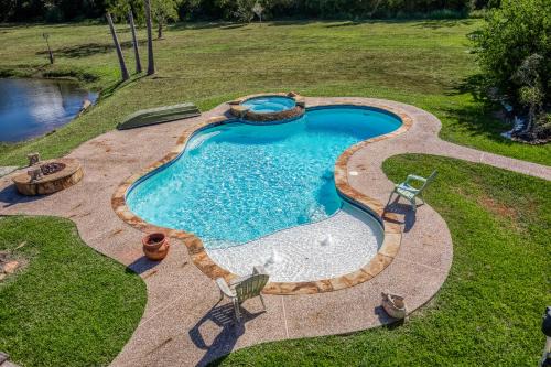 Dickinson House | Two Waters Retreat