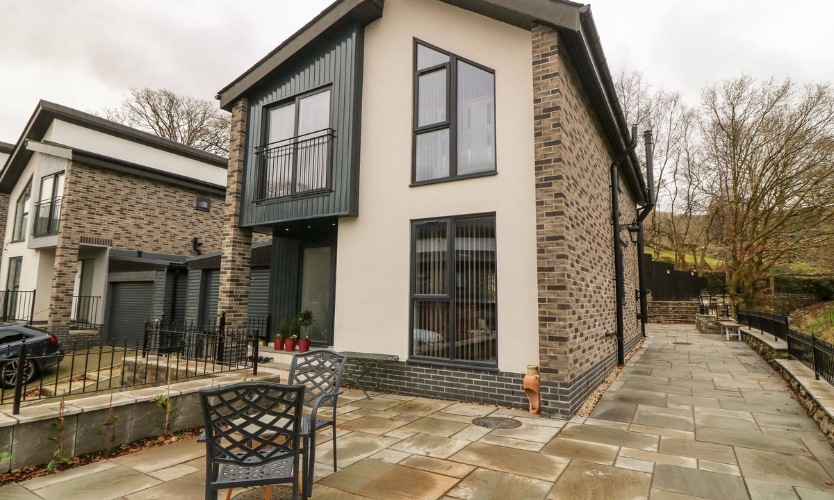 Llanberis House | TY BAINS, family friendly, character holiday cottage in Llanberis