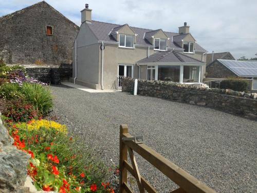 Llanfaethlu House | Ty Top