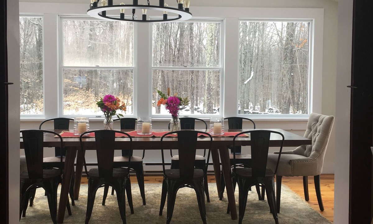 Roxbury House | Tyler Hill - Catskill Country Getaway - Minutes to Wedding Venues