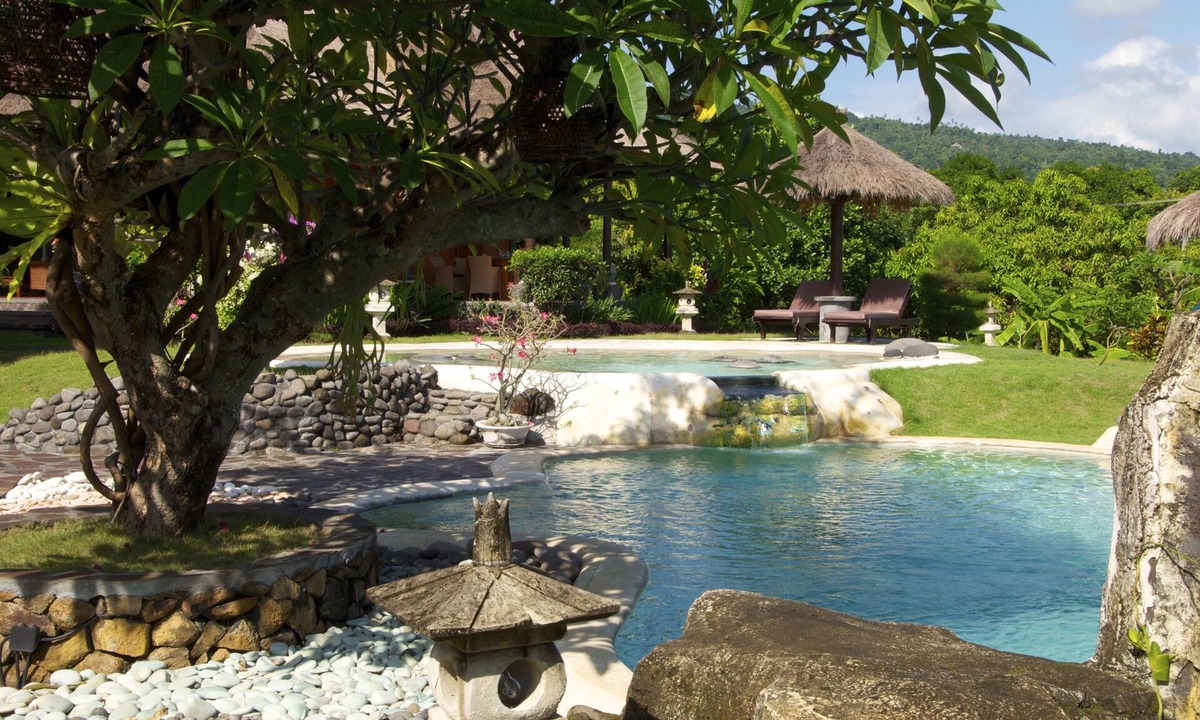 Kayu Putih Villa | Typical Balinese villa with beautifully landscaped swimming pool