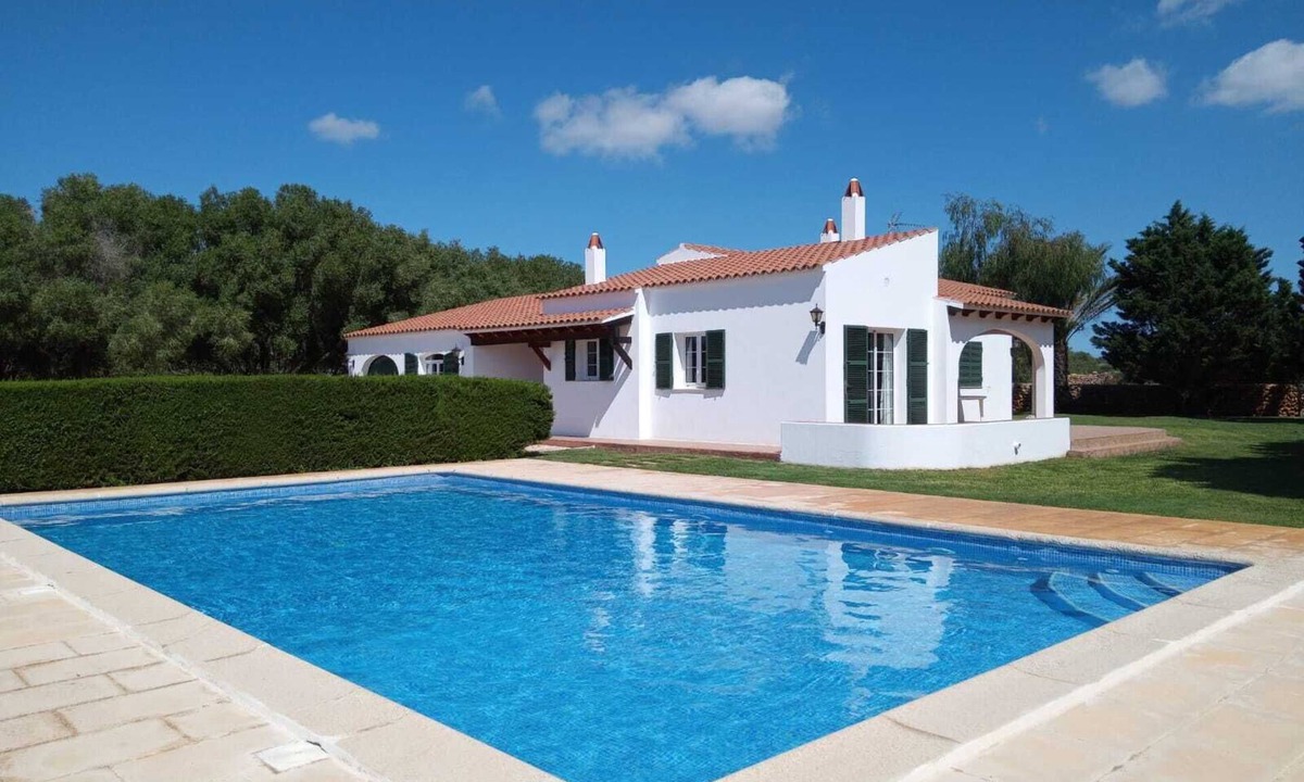 Ciudadela Cottage | Typical Menorcan rural house close to virgin coves