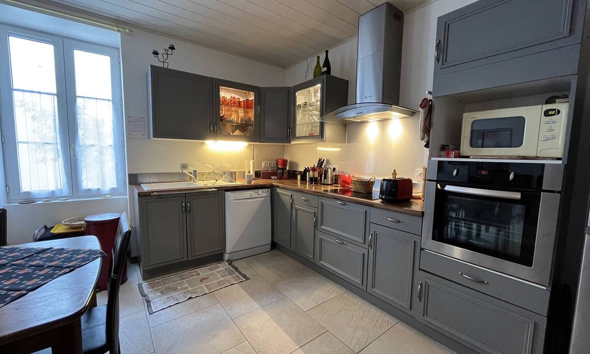 Saint-Georges-d'Oleron House | Typical Oléron House, 6 sleeps, town center