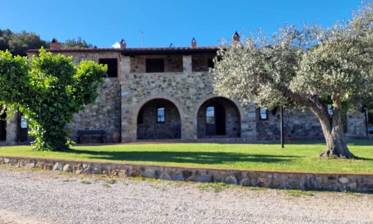 Massa Marittima House | Typical Tuscan farmhouse panoramic long term relaxing stays