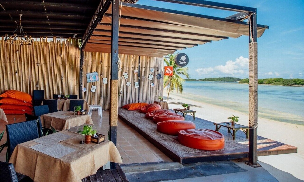 Chaweng City Center Hotel | Ubox samui Hostel & Bungalows
