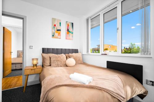 Cannock Apartment | Uebert Heights 2bed Slps up to 6 Central Cannock Location 5min Walk to Cannock Town