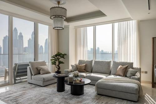 Dubai Marina Apartment | Ultimate Beachfront family home with panoram views!