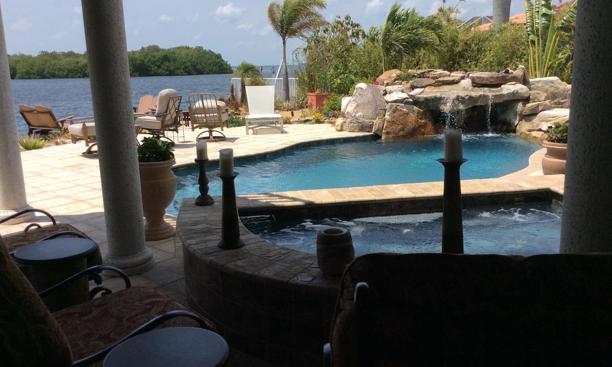 Matlacha House | Ultimate luxury resort style home on Matlacha