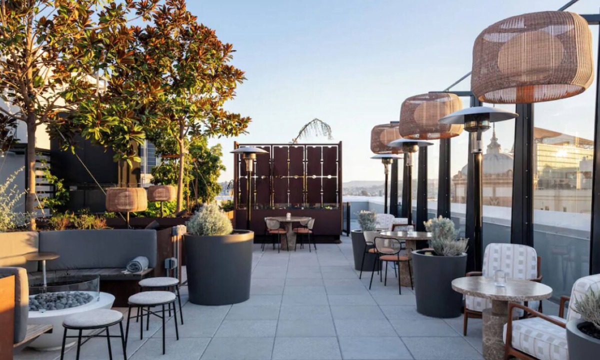 Tenderloin Hotel | Ultimate SF Getaway! 2 Rooms w/Curated Local Art & Comfort