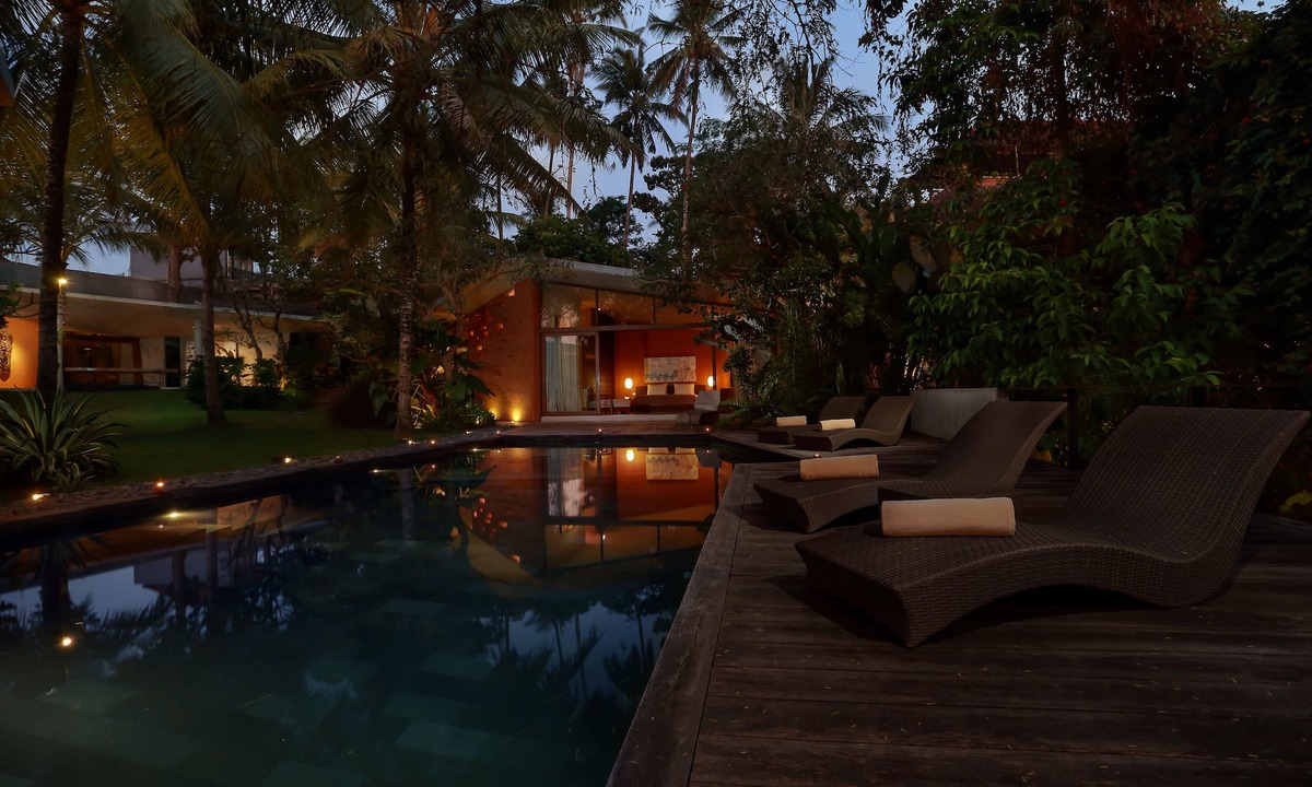 Kedewatan Villa | Umah Tampih Villa