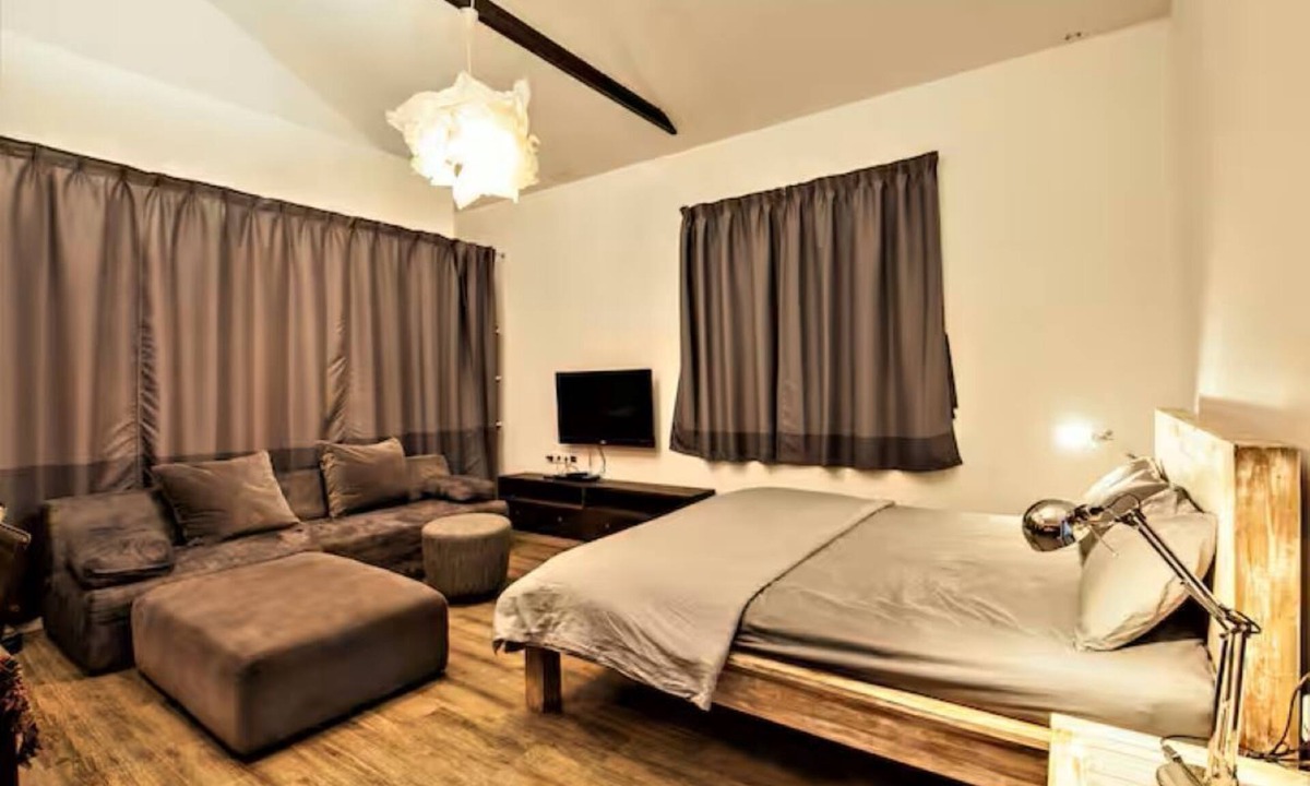 Umalas Villa | Umalas Studio Near Canggu & Seminyak Fast Wi-Fi + Kitchen
