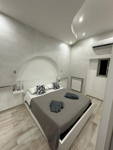 Montecalvario Bed & Breakfast | Un passo da Dante