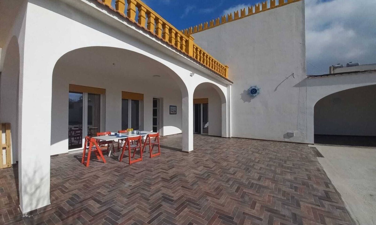 Marsala Villa | Una Chicca d'azzurro-Big house with large outdoor space, sea view, wifi, parking