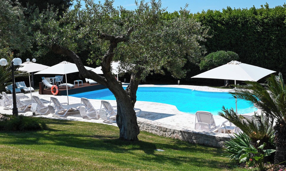 Putignano House | Una Perla Nel Verde - Ulivo Suite - Peaceful Countryside House and Pool