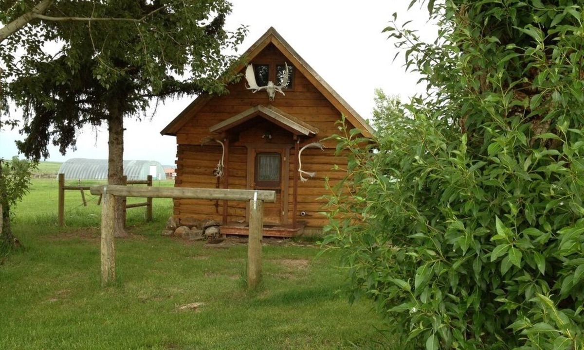 Pony Cabin | Uncle Buddy's Cabin