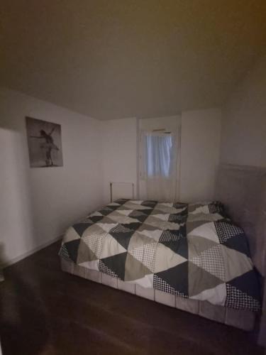Bedarrides House | Une chambre