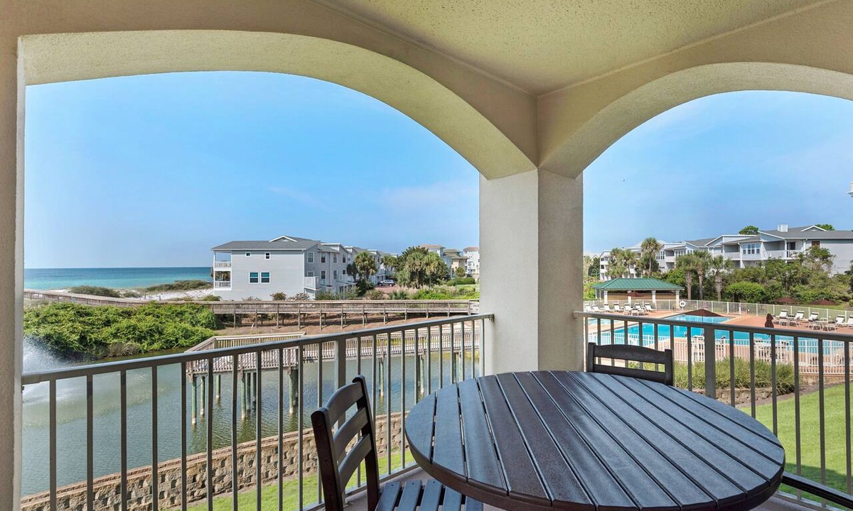 Santa Rosa Beach Condo | Unique Corner Condo | Free Beach Service | Large Balcony | Designated Beach Fron
