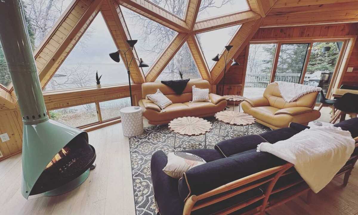Schroeder House | Unique Geodesic Dome on Lake Superior