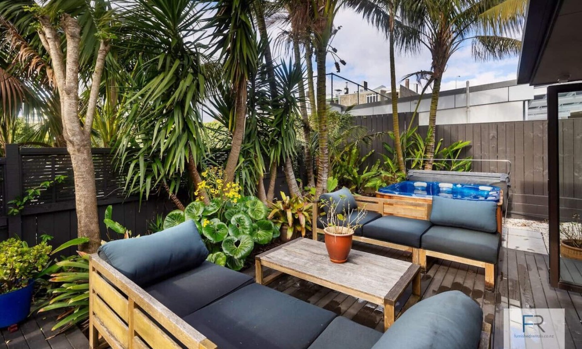 Herne Bay House | Unique Herne Bay Haven with Spa