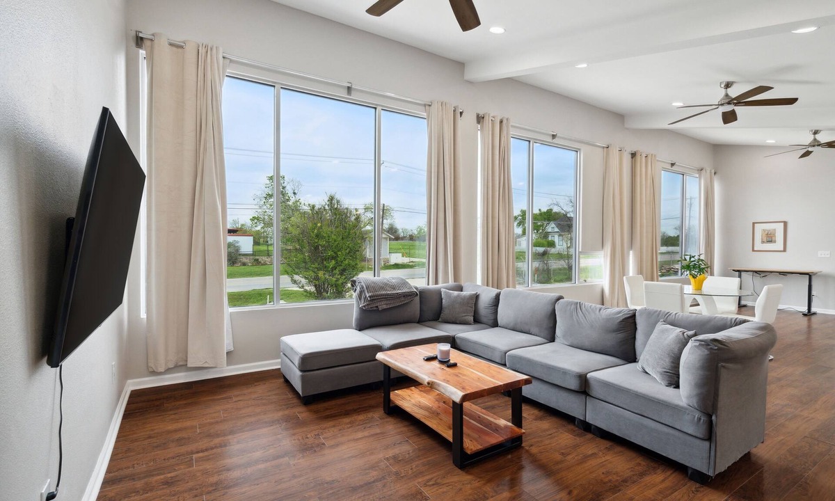 Pflugerville House | Unique Industrial Loft - Brand New!